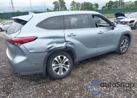 2021 Toyota Highlander Hybrid Xle z USA, uszkodzony, nr VIN 5TDGBRCH9MS035492